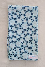 Load image into Gallery viewer, Swaddle Blanket - Snowflakes and Stars