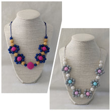 Load image into Gallery viewer, RTS - Seed Bead Flower Necklace