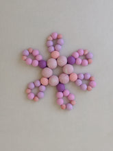 Load image into Gallery viewer, Flower Teether Toy