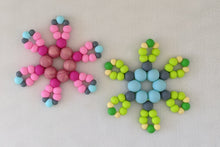 Load image into Gallery viewer, Flower Teether Toy