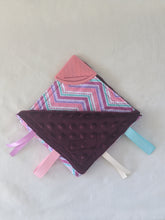 Load image into Gallery viewer, Minky Tag Blanket