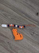 Load image into Gallery viewer, Silicone Teething Pacifier Clip

