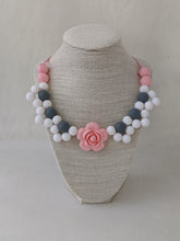 Load image into Gallery viewer, Toddler Necklace - Flower Necklace
